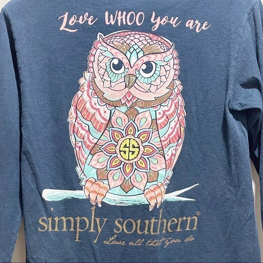 SIMPLY SOUTHERN Women’s Navy Owl Print LOVE WHOO YOU ARE Long Sleeve Tee